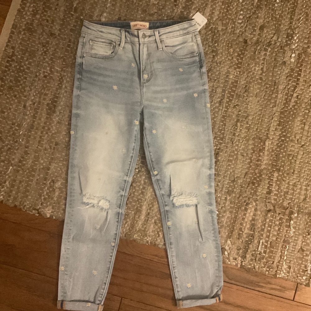 Daisy embroidered DRIFTWOOD jeans.   Size 25